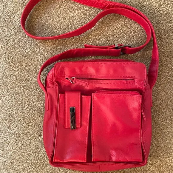 Red Leather Perlina New York Shoulder Bag - Picture 1 of 5